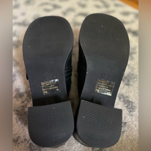 Mudd Vintage mule/loafer heels size 9 - Picture 2 of 6